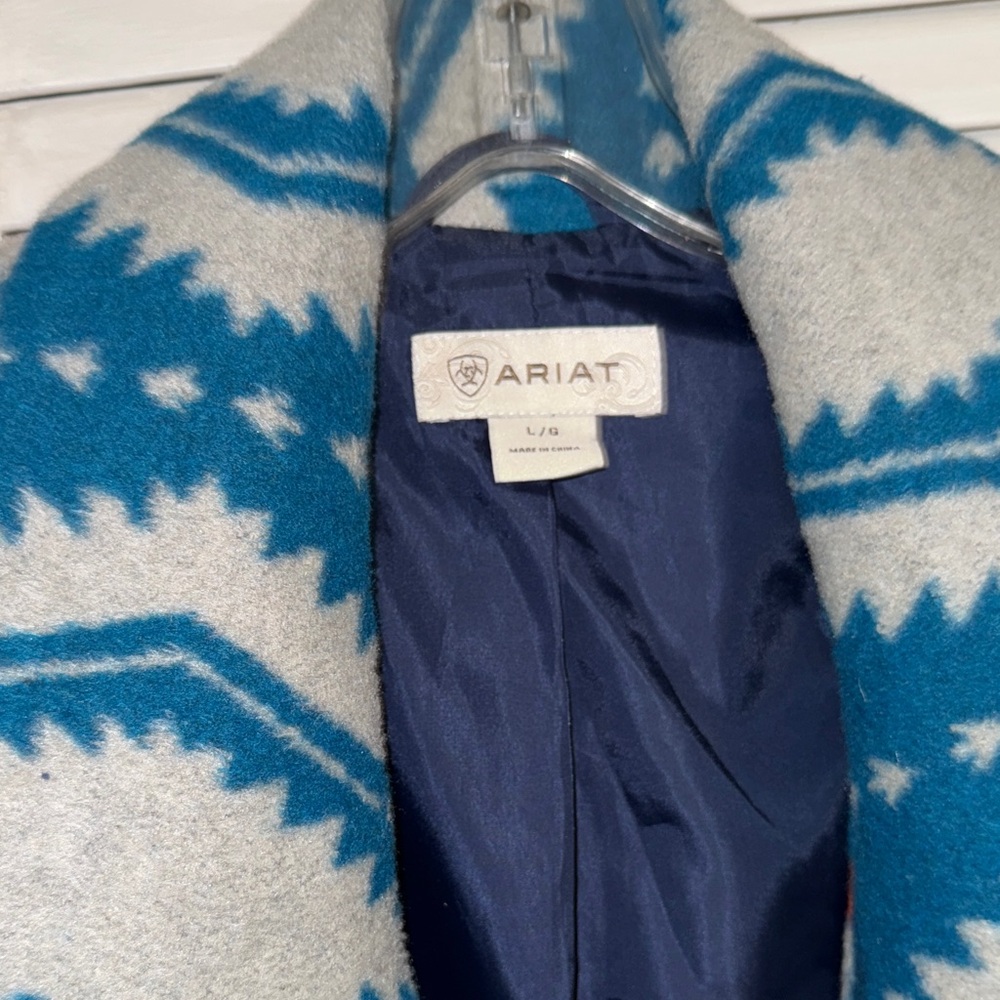 Ariat Blue and Gray Patterned Coat 36” length 21” p2p - Picture 5 of 6
